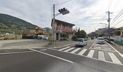 内田理容店