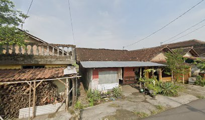 Warung bu tri plumbon