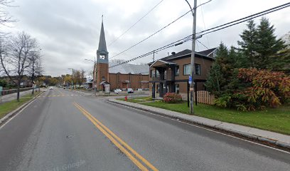 boul. Saguenay / École