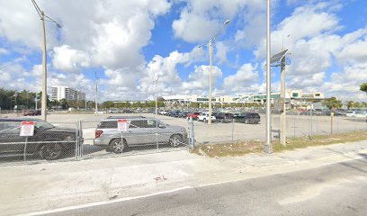 2100 NW 37th St Parking