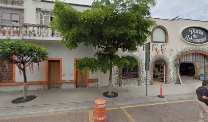 Plaza de Artesanías Apartments