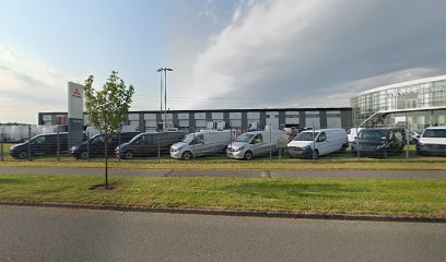 P. Christensen - Peugeot værksted