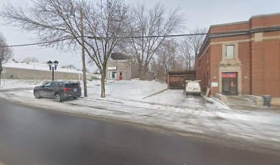 Lakeside Veterinary Office