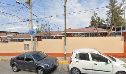 Escuela Primaria 'Lázaro Cárdenas del Río', matutino. Escuela Primaria 'Ignacio Manuel Altamirano', vespertino