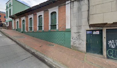 Casa Taller de Reciclaje