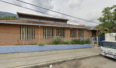 Biblioteca Pública Piloto