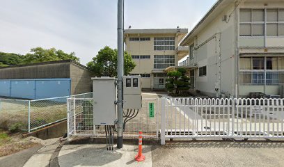 洲本市立洲本第一小学校