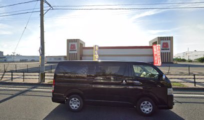 マルハン苅田店 駐車場