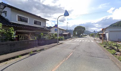 魚完商店八鹿店