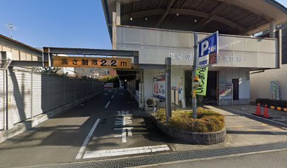 柏原市立駐輪場柏原駅東自転車自動車駐車場