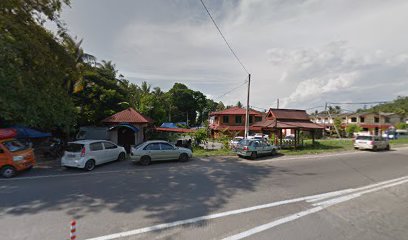 KAMPUNG MELAYU SUNGAI LUI