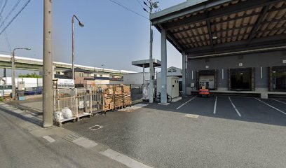名古屋市場運輸 専用 ガソリンスタンド