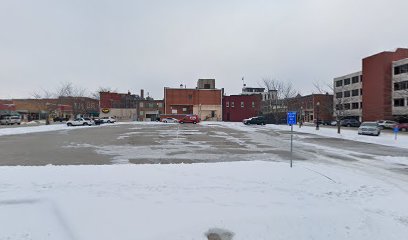 221 W Maple Ave Parking