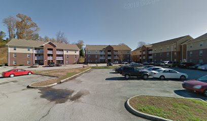 Oak Crest Apartments