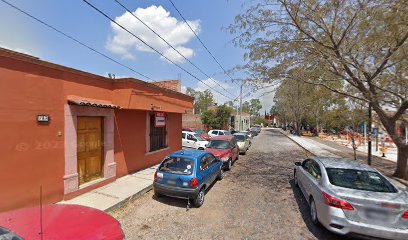 Taller mecánico ‍ John - Planchista en San Miguel de Allende, Guanajuato, México