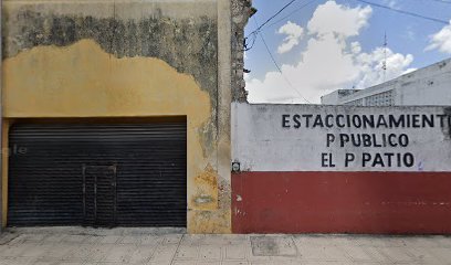 Estacionamiento Público - El Patio