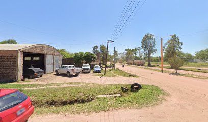 Galpón de taller automotor - Taller de reparación de automóviles en Las Breñas, Chaco, Argentina