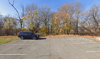 1000-1098 S Locust St Parking