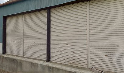 （有）岩瀬工務店