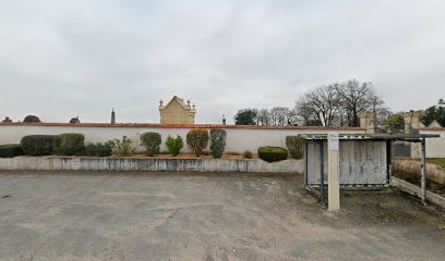 Cimetiere Saint-Just-Luzac