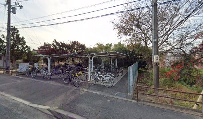 香登駅駐輪場