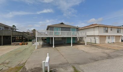 VRBO - Tiffany Blue Canal Home with Ocean Breeze.