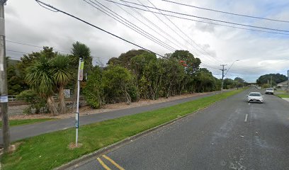 Oxford Terrace opposite Epuni Street