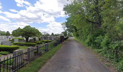 Yanover Lodge Cemetery