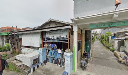 MAKO Komunitas Relawan Independen Surabaya