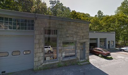 Auto repair shop In Norfolk Historic District CT 