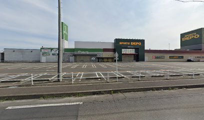 アルペンアウトドアーズ エッセンシャルストア 小牧店