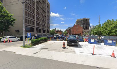 25 Charlton Ave E Parking