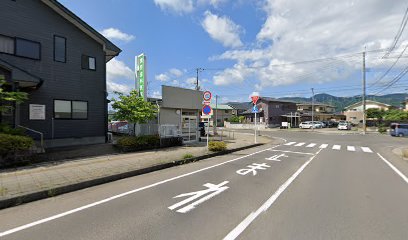 フジ薬局白石店