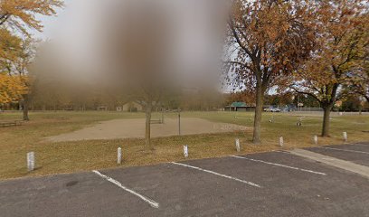 Oak Leaf Park-volleyball court
