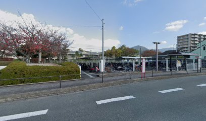 須恵駅駐輪場