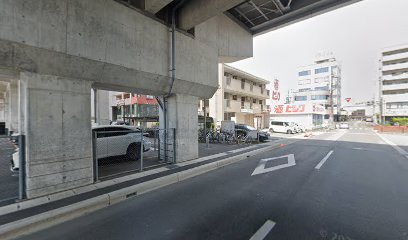 青山駅南駐輪場