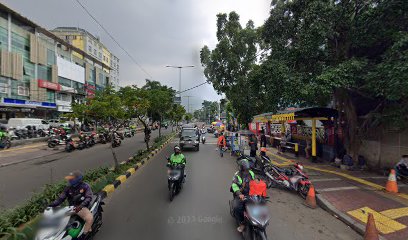 DEVINDA Rental mobil tanjung duren