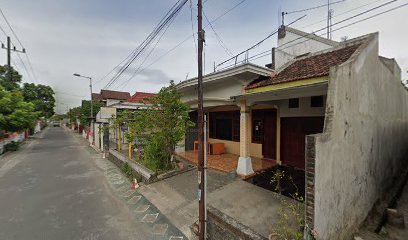 Warung Rujak Mak Sutik