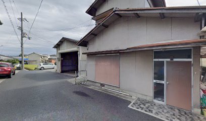 （株）田中鈑金塗装工業所 塗装部