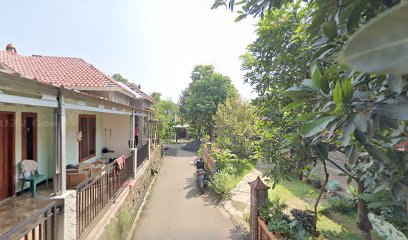 Kedai Tentang Peluk