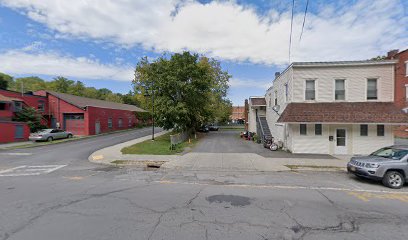 Commercial Building at 32 West Bridge Street