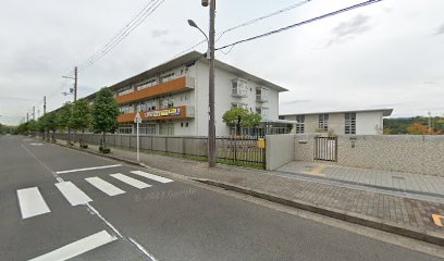 木津川市立木津南中学校