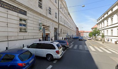 Transfuzní oddělení VFN v Praze - odběrové místo