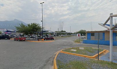 Av. Pdte. Benito Juárez 413A-S Parking