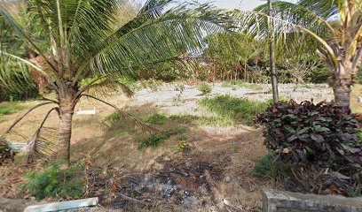 Makam Warga Desa Gunungteguh