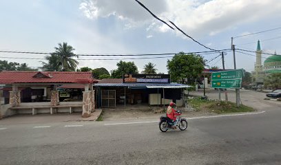 Tanah Liat S & R Centre