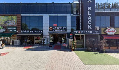 TEA BLACK CAFE