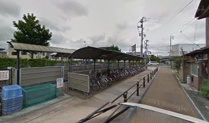 長門市駅前駐輪場