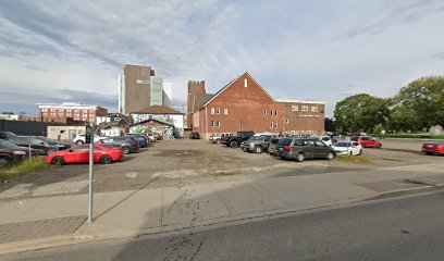 127-135 May St N Parking