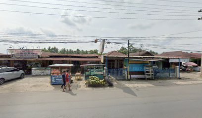 Bakso Kuah Pedas Mbak Wik dan Es Campur Annisa